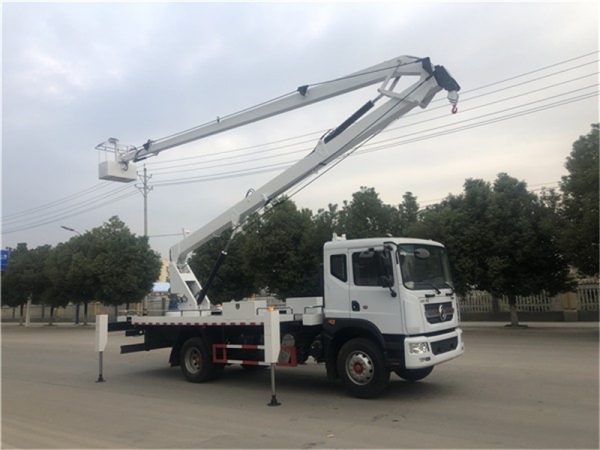 國六東風22米高空作業(yè)車